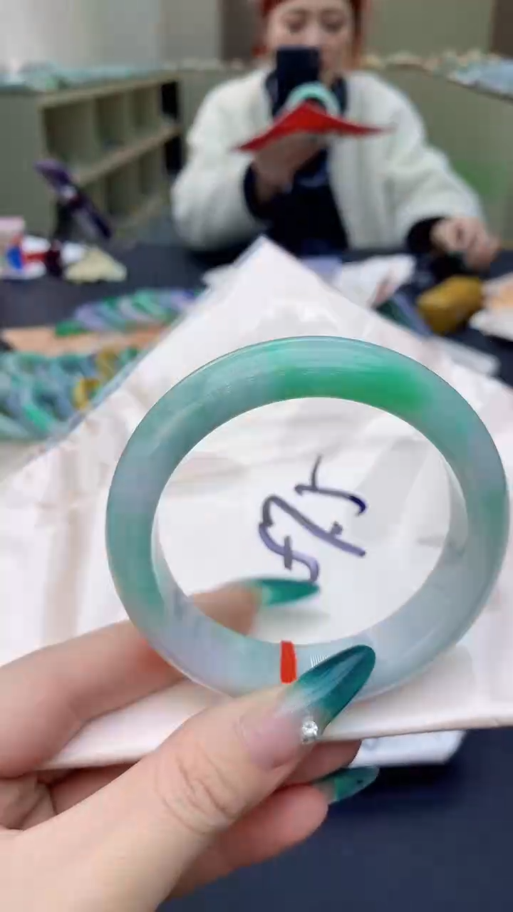 【闪购商品】翡翠手镯未镶嵌0968005185