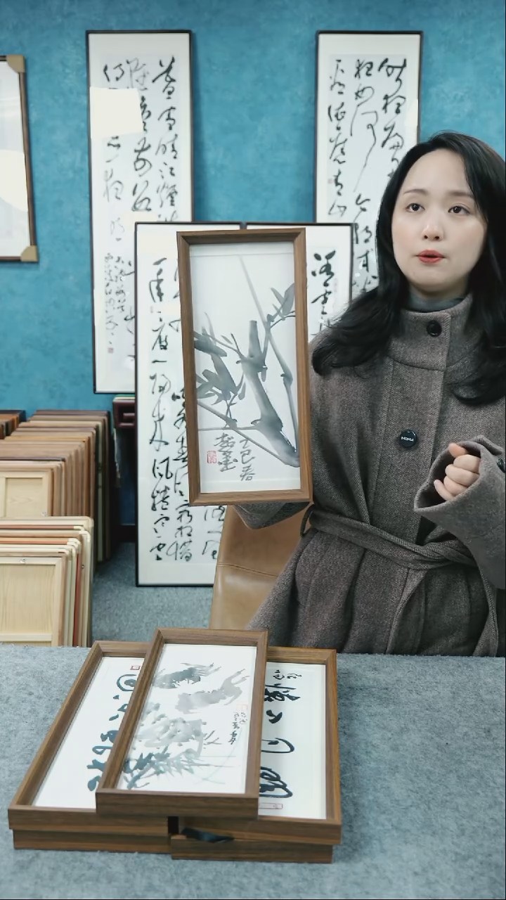 【闪购商品】国画17*37本土老师木质摆台