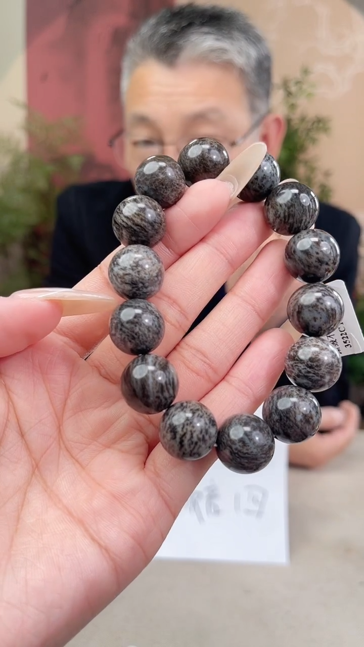 未镶嵌和田玉挂件多样性发货拍一发一