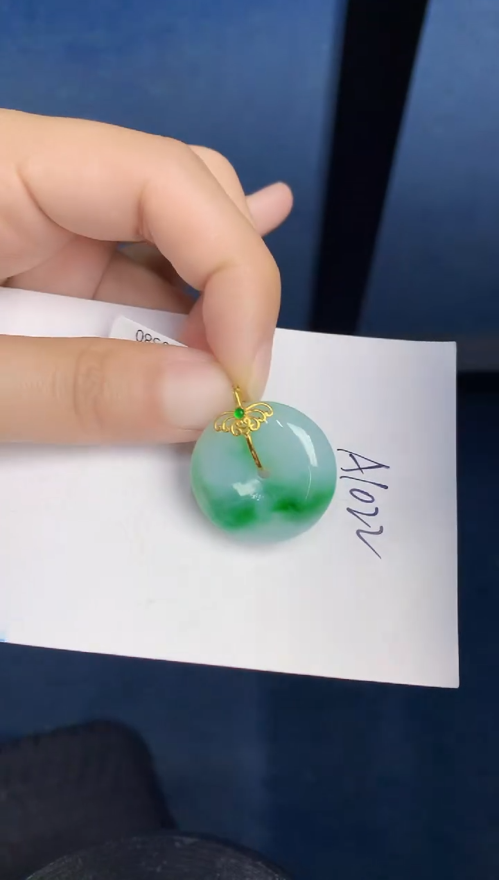 【闪购商品】翡翠颈饰18K金镶嵌000000000