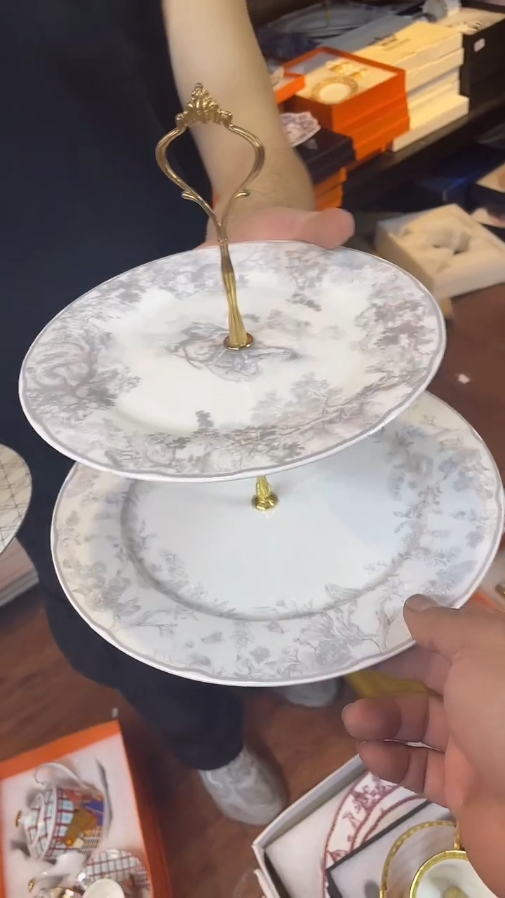杯鸿辉家品牌瓷器，京东包邮！