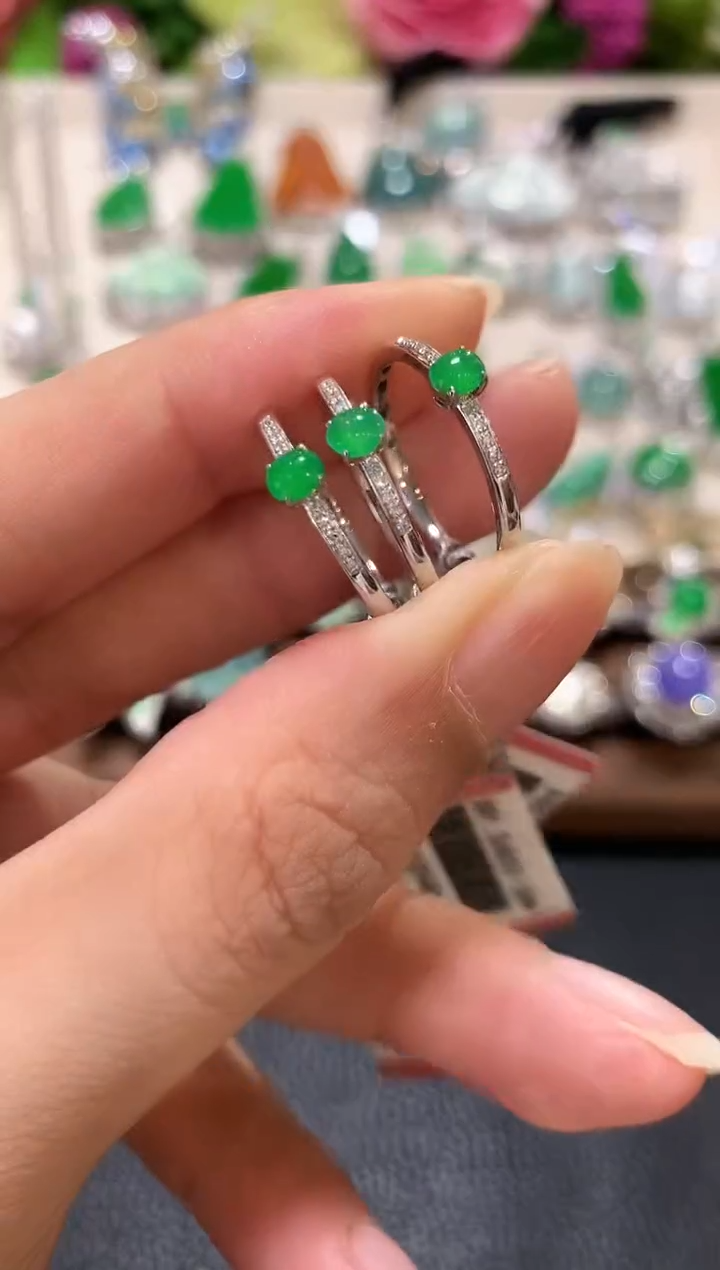 18K金镶嵌戒指翡翠v2多样性一件发货