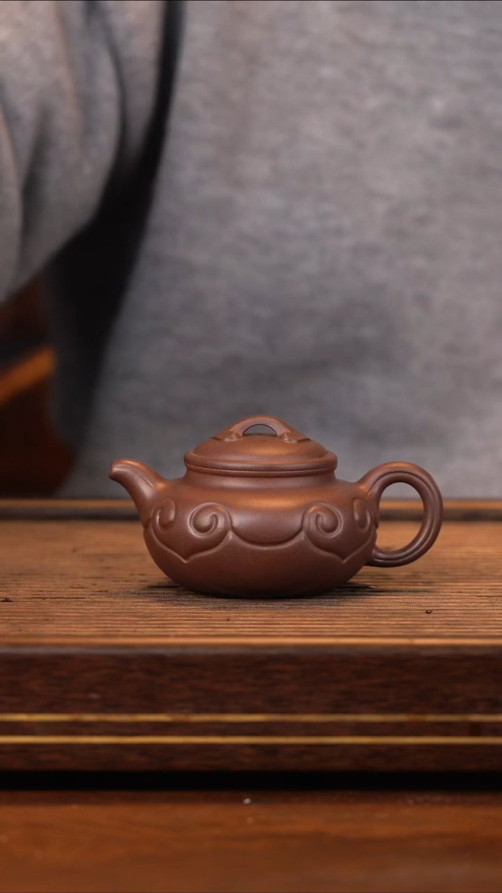 茶壶紫砂底曹清如意