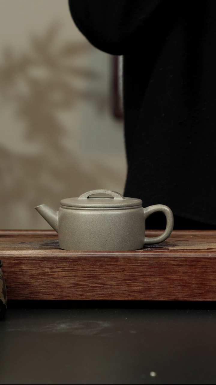 紫砂茶壶青灰段泥 汉瓦