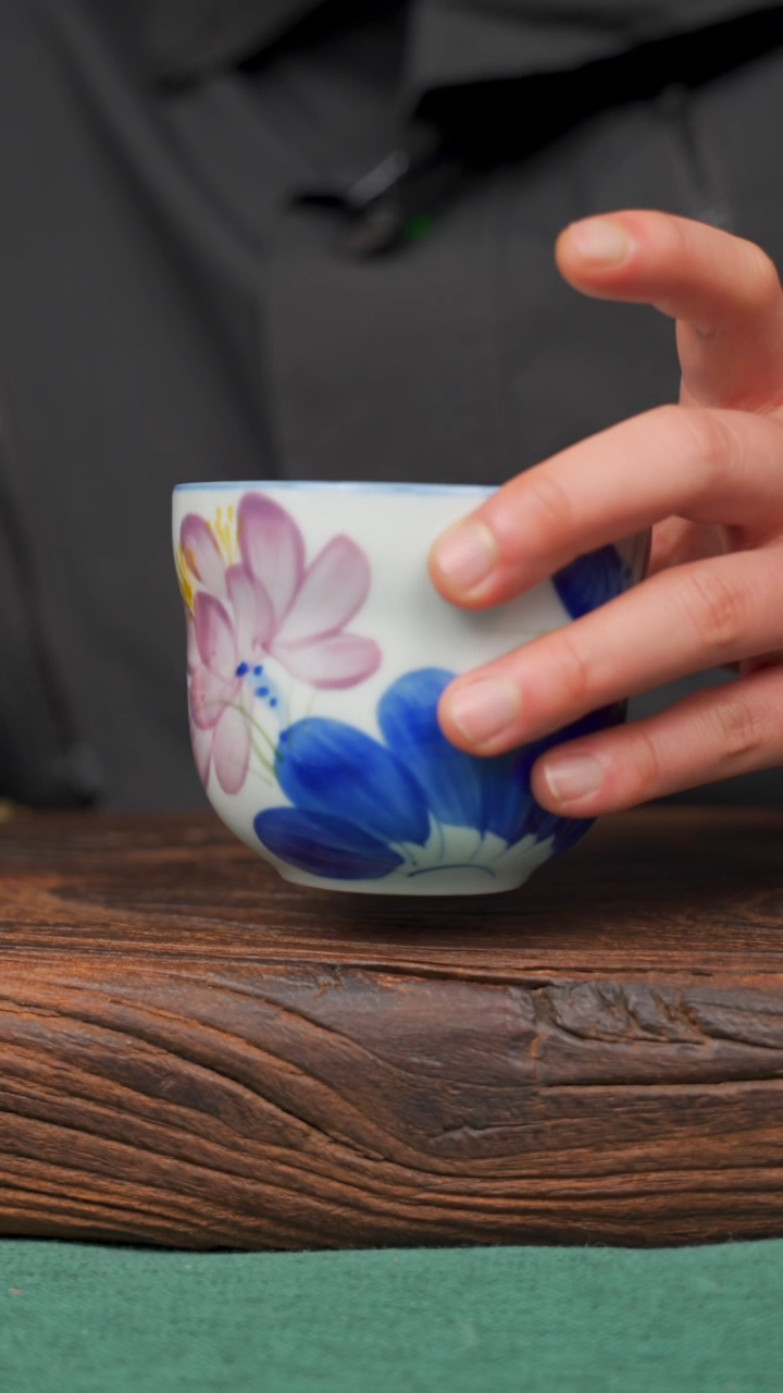 【闪购商品】瓷片42寻一缕瓷香杯釉下手工手绘瓷器