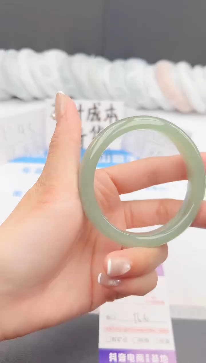 【闪购商品】石英质玉手镯未镶嵌j187-DC56.6