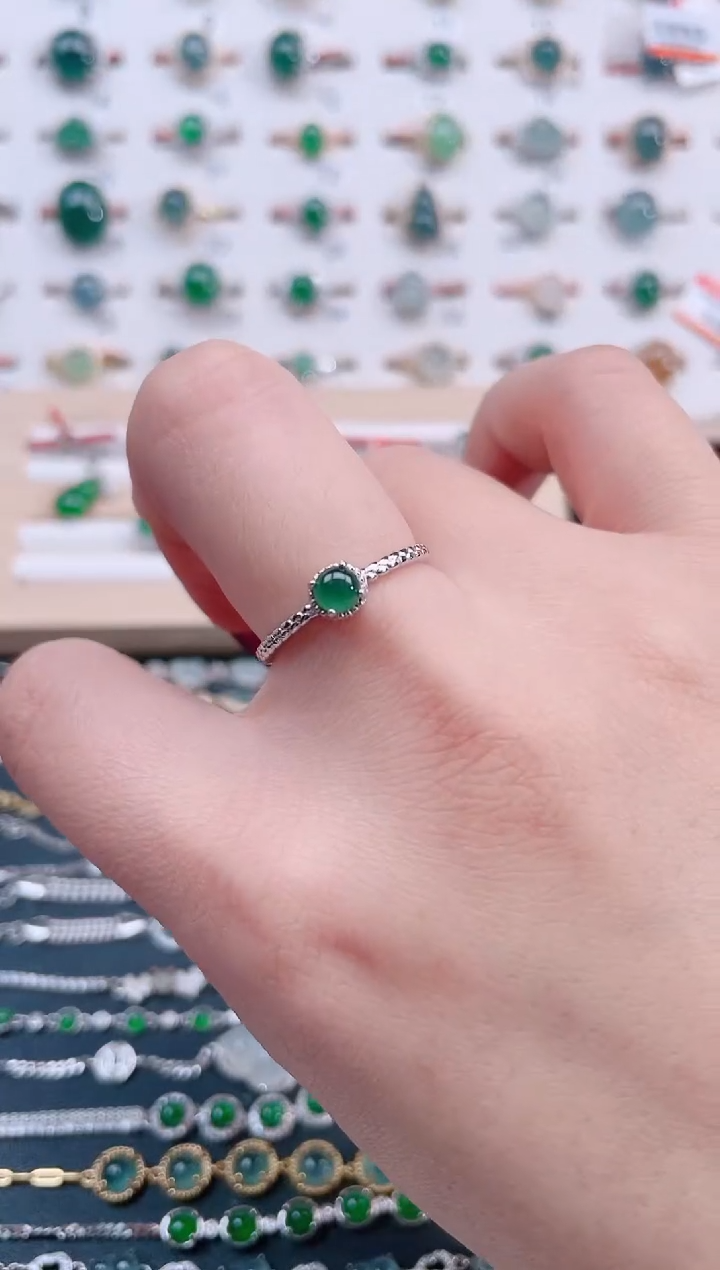 银S925镶嵌戒指翡翠天然翡翠