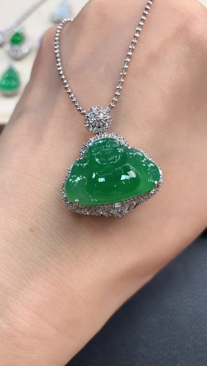 【闪购商品】翡翠吊坠(不含链)18K金镶嵌b121       