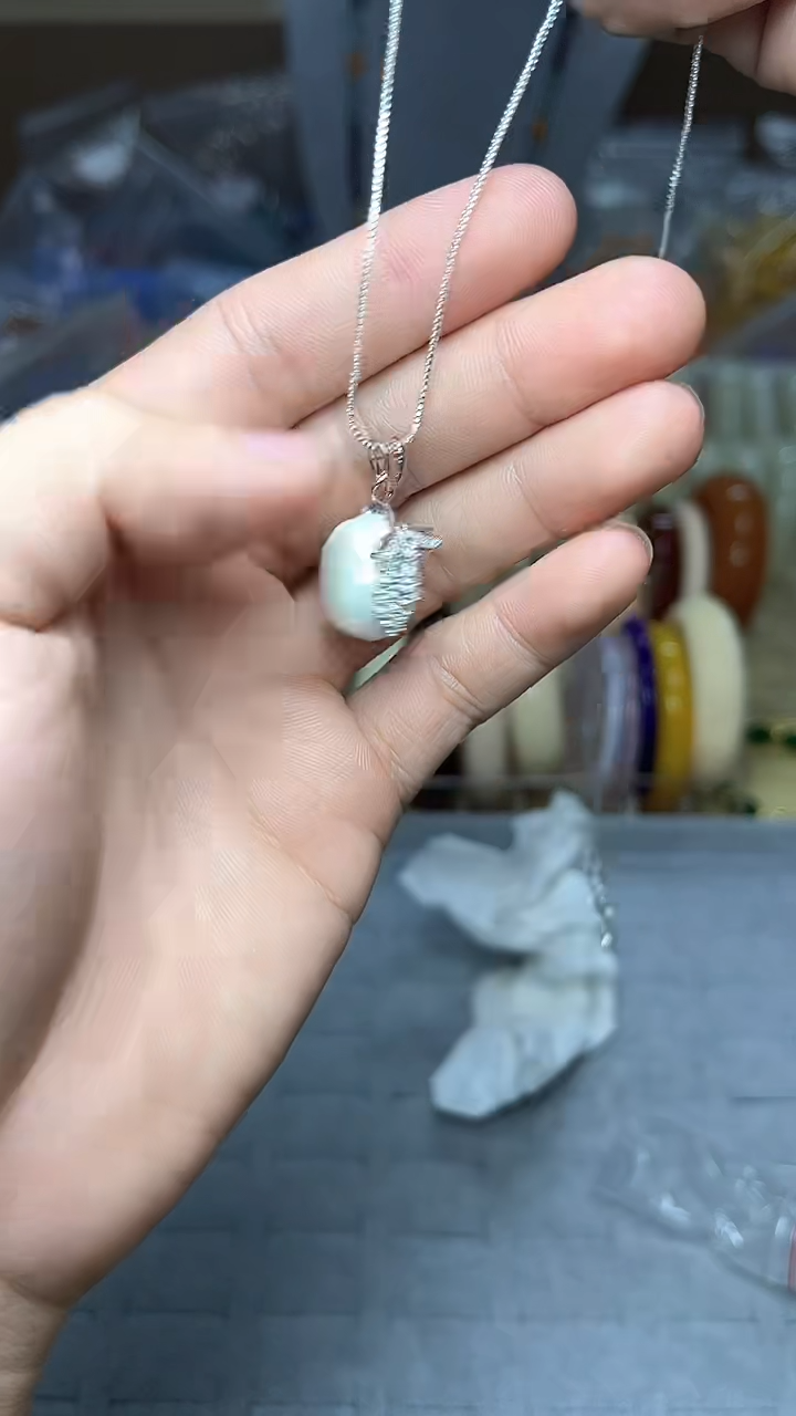 【闪购商品】琥珀颈饰未镶嵌吊坠