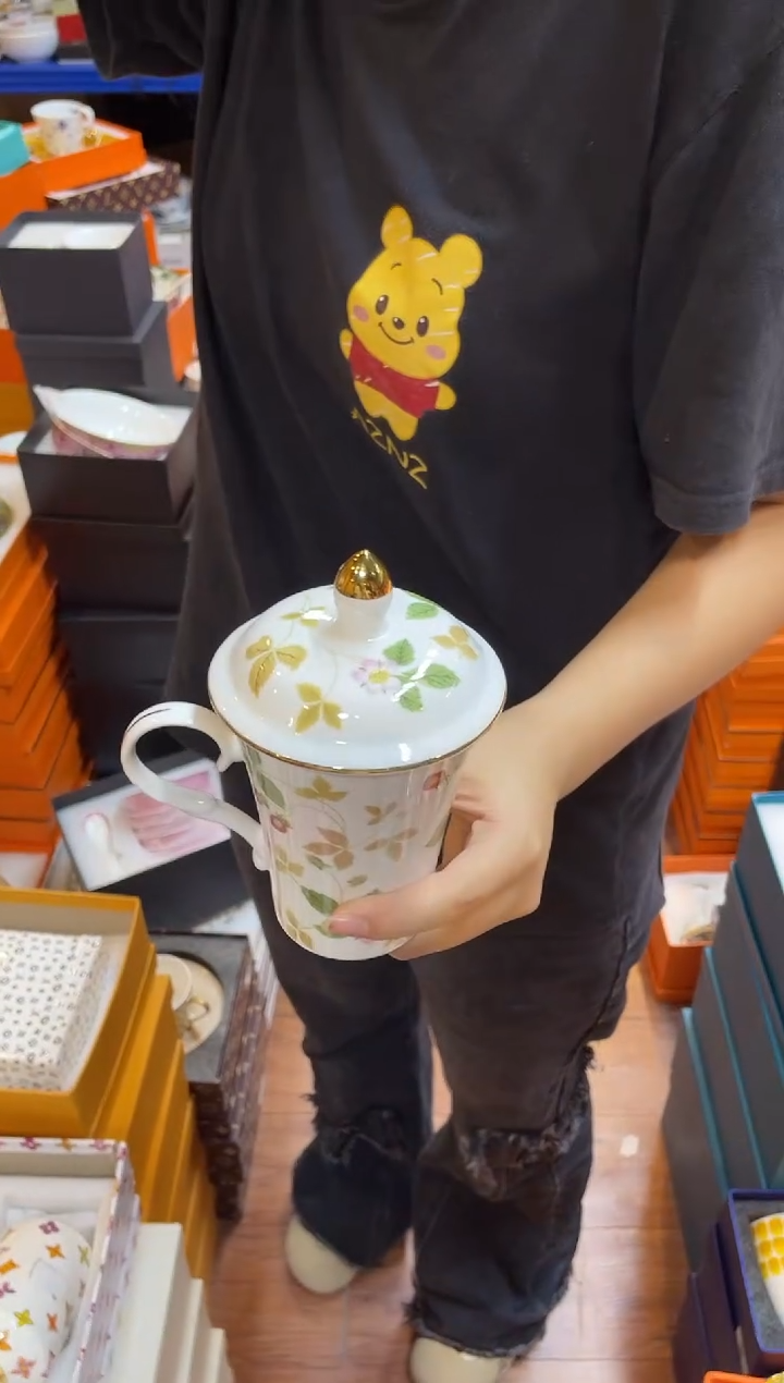 杯鸿辉家品牌瓷器，京东包邮！