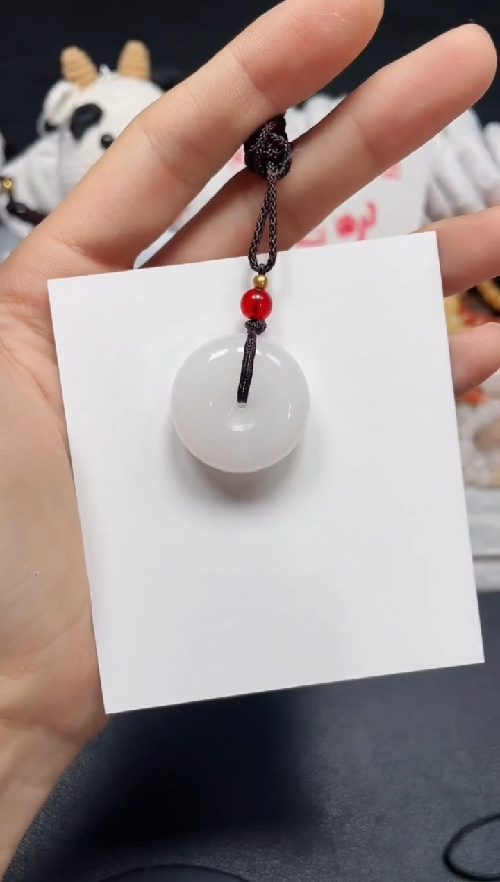 【闪购商品】石英质玉吊坠未镶嵌平安扣