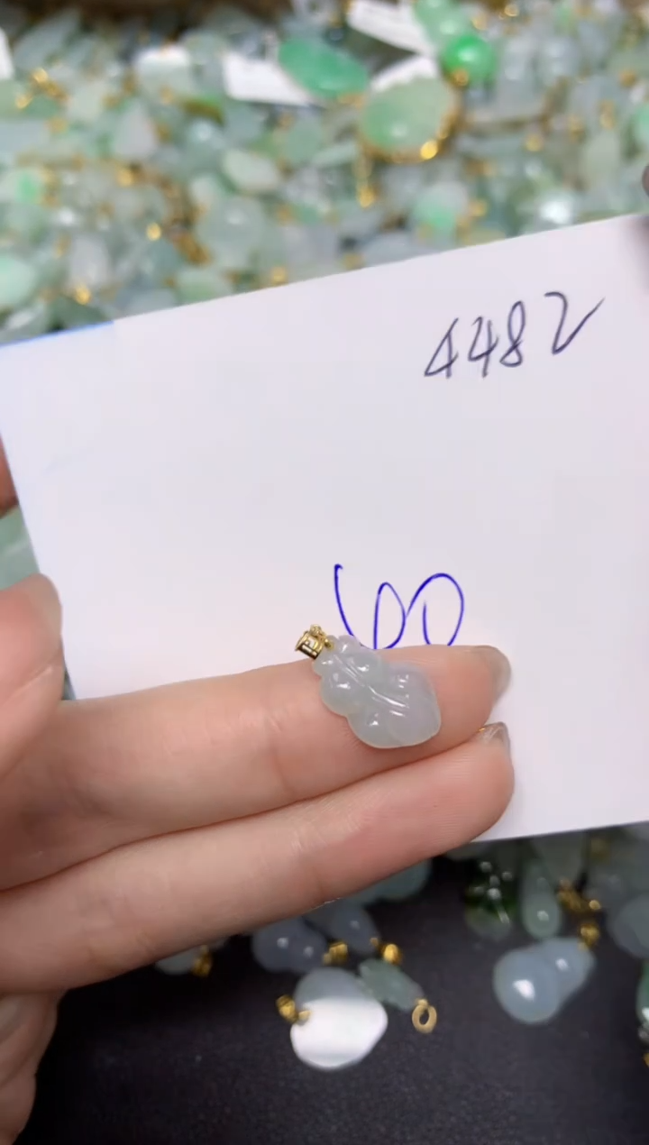 【闪购商品】翡翠颈饰18K金镶嵌 天然翡翠A货