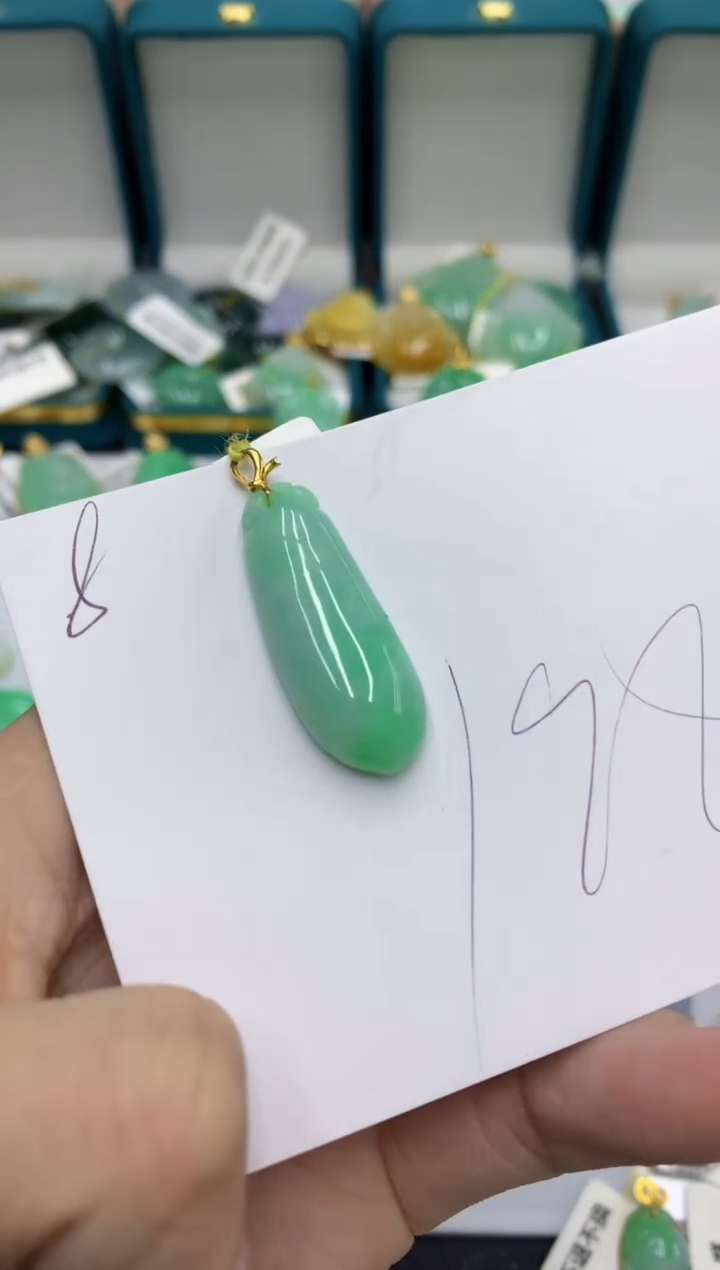 【闪购商品】翡翠颈饰18K金镶嵌号链接11111