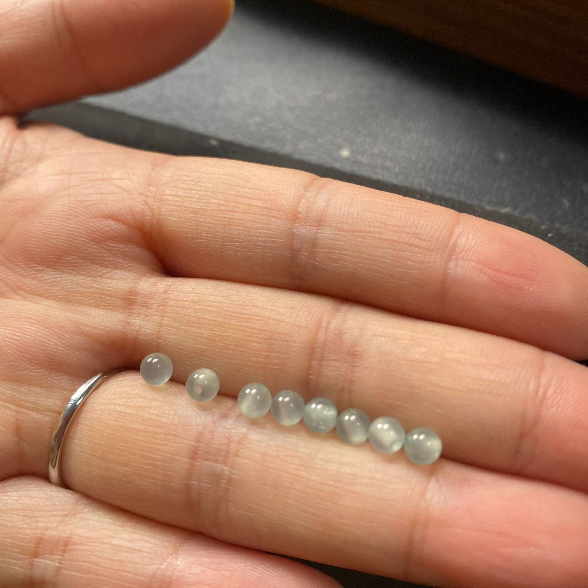 天然a货翡翠 珠子