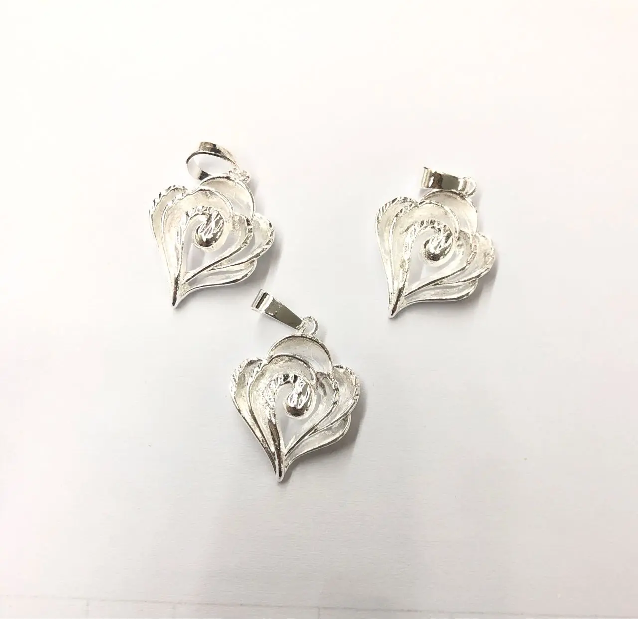 吊坠925银 【有德玉业】---花瓣吊坠一个