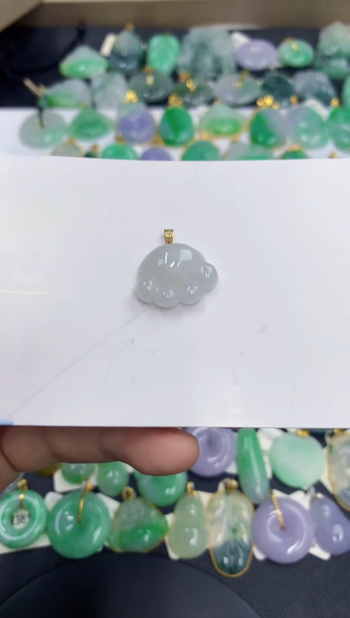 翡翠未镶嵌颈饰缅甸翡翠a货