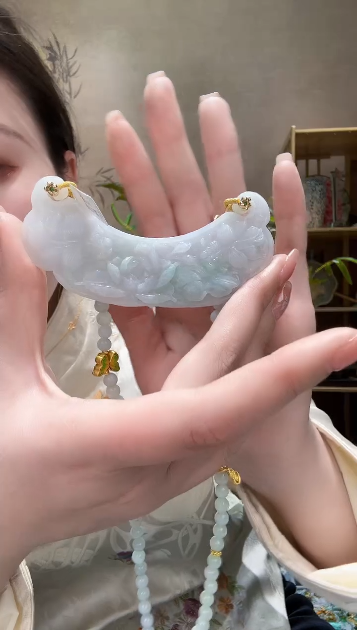 【闪购商品】翡翠颈饰未镶嵌吊坠