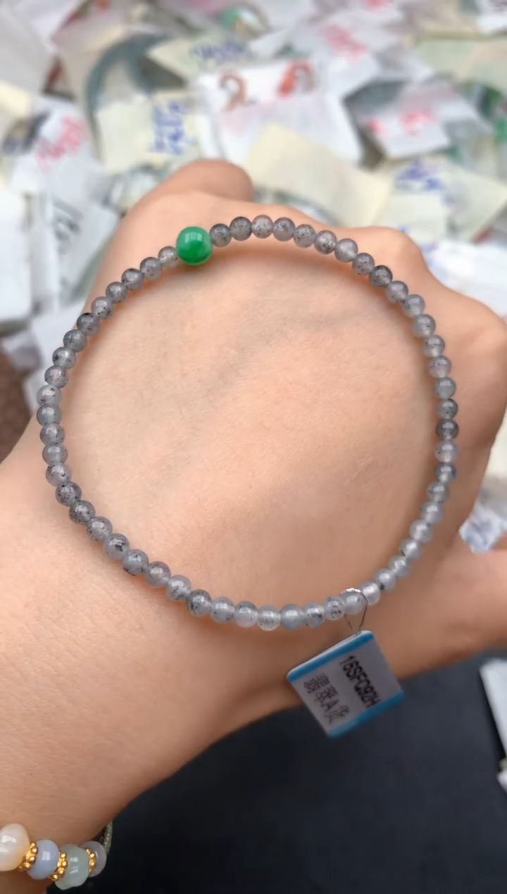 未镶嵌挂件翡翠一