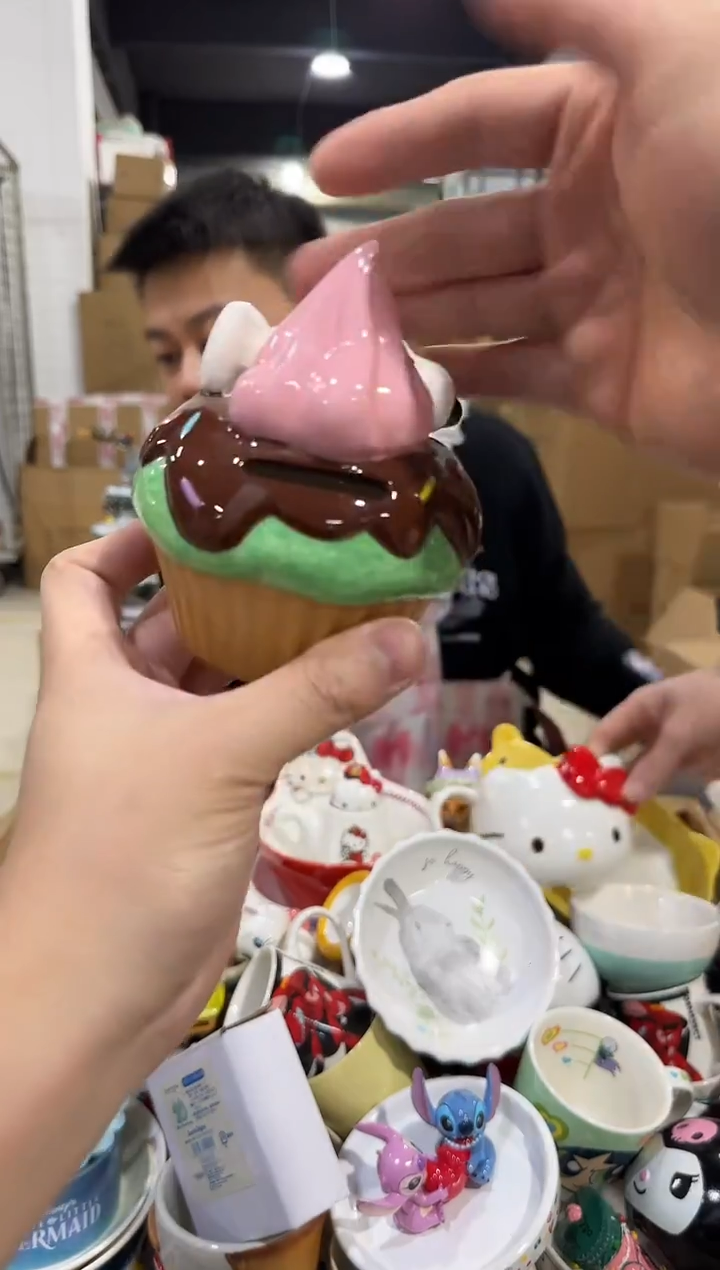 瓷片小号史努比冰淇淋钱罐