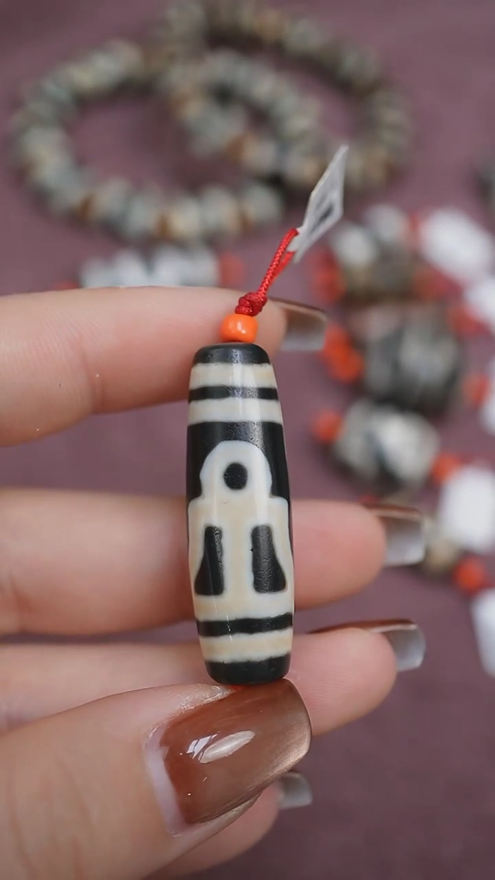 【闪购商品】玛瑙/玉髓颈饰未镶嵌蚀花玛瑙珠定制编绳