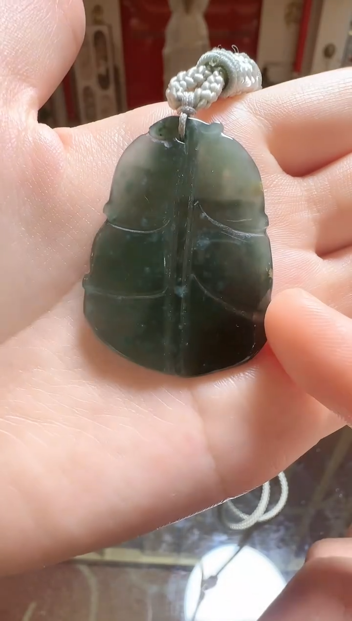 【闪购商品】翡翠吊坠(不含链)未镶嵌翡翠