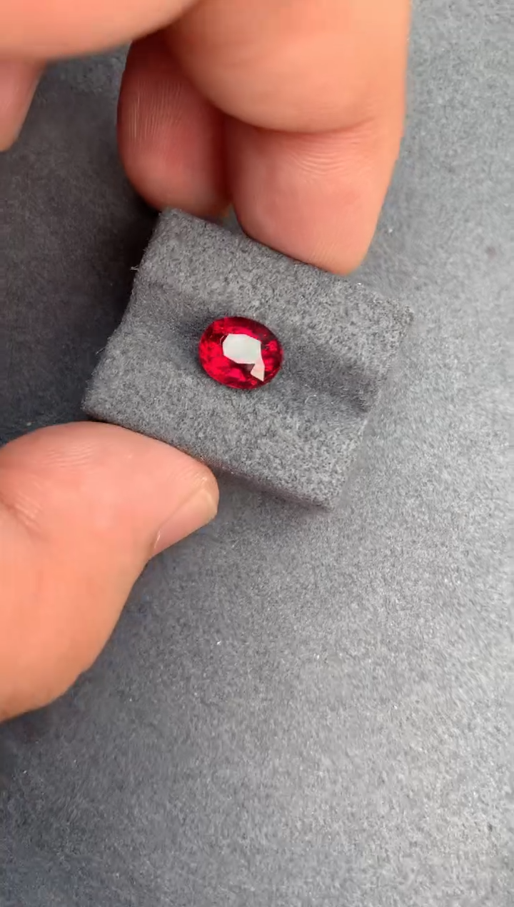 【闪购商品】碧玺裸石未镶嵌2.3ct卢比莱