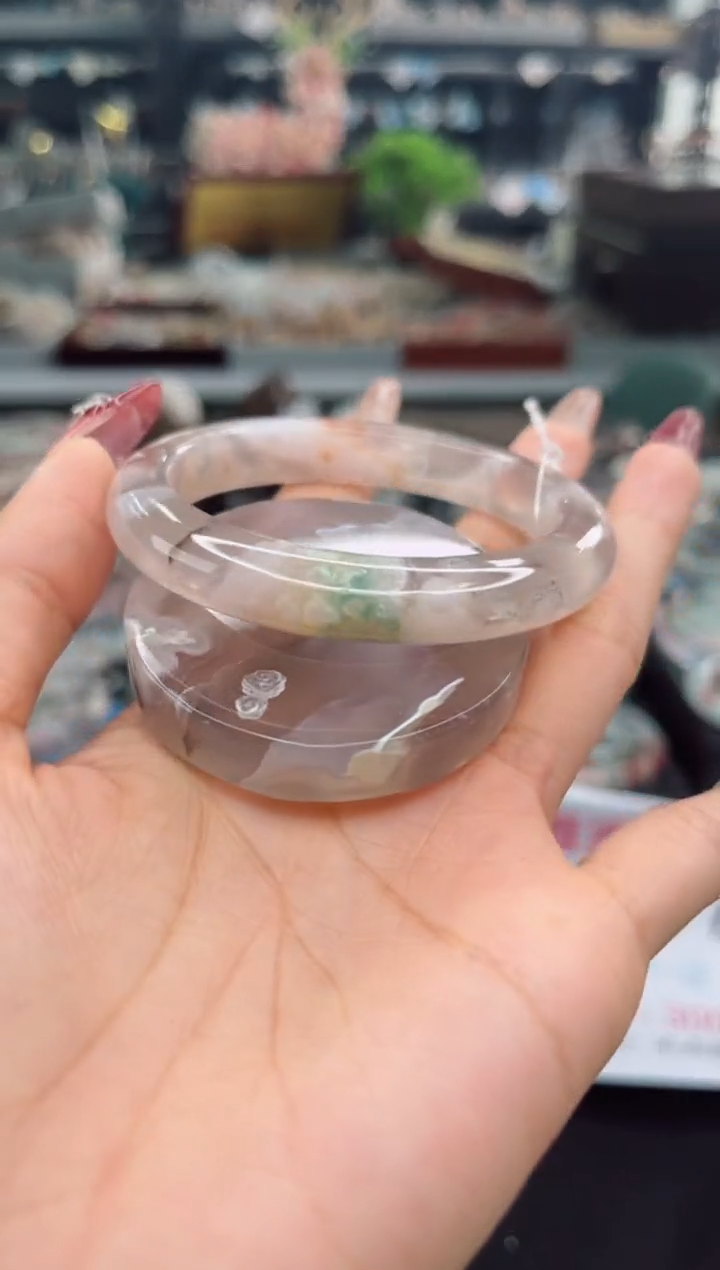 【闪购商品】石英质玉手镯未镶嵌54圈口（赠品镯心）1685114