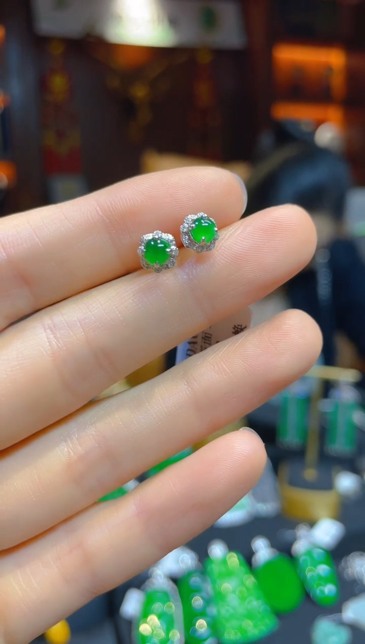 【闪购商品】翡翠耳饰18K金镶嵌112412天然A货翡翠耳钉