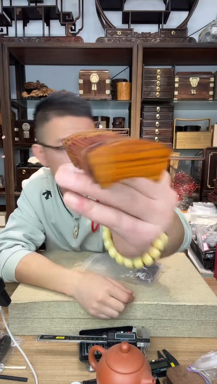 乌木类书架245微凹蝈蝈笼手把件  扇形