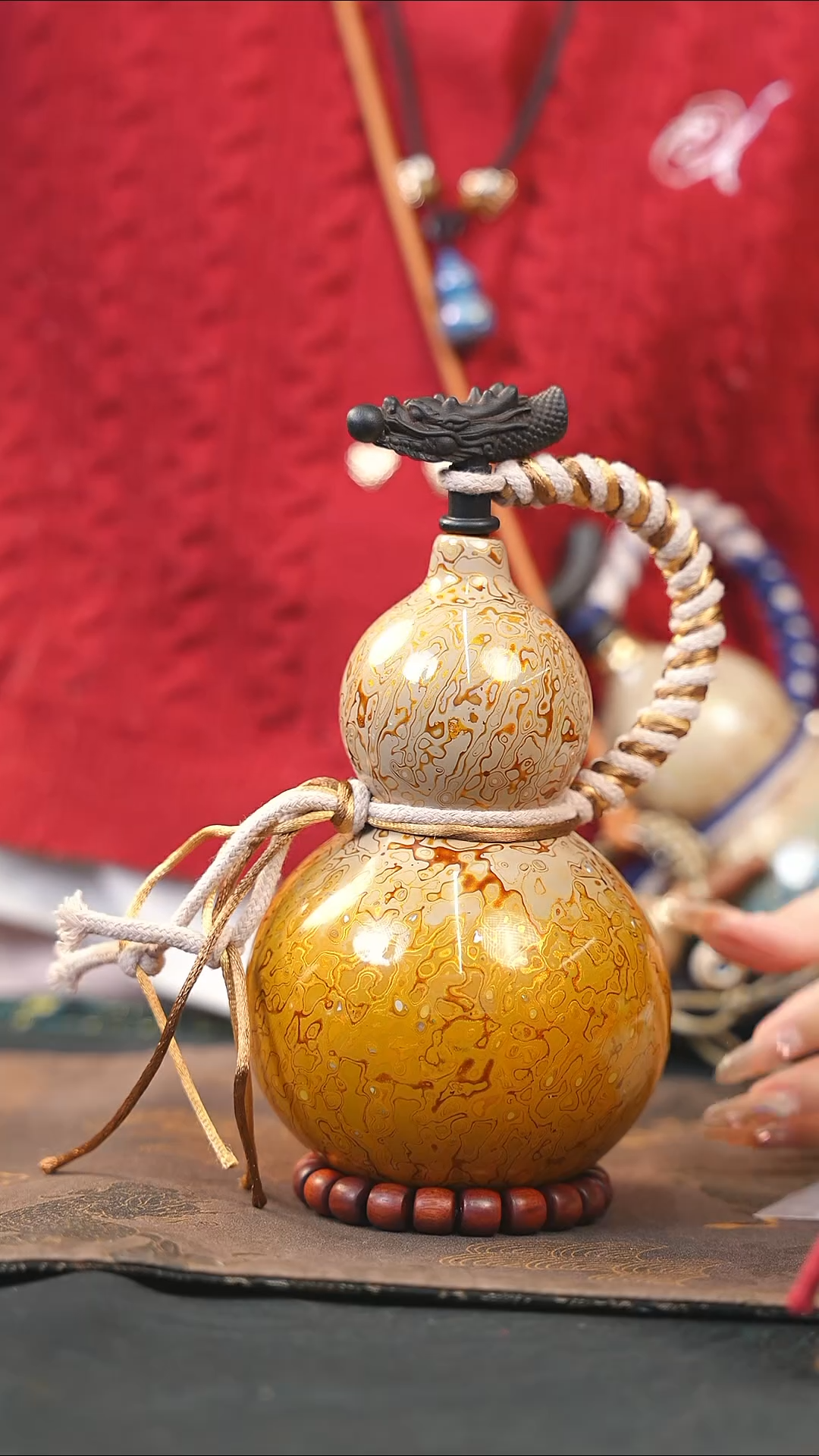 【闪购商品】WD183漆艺酒葫芦不包手串及旋转底座