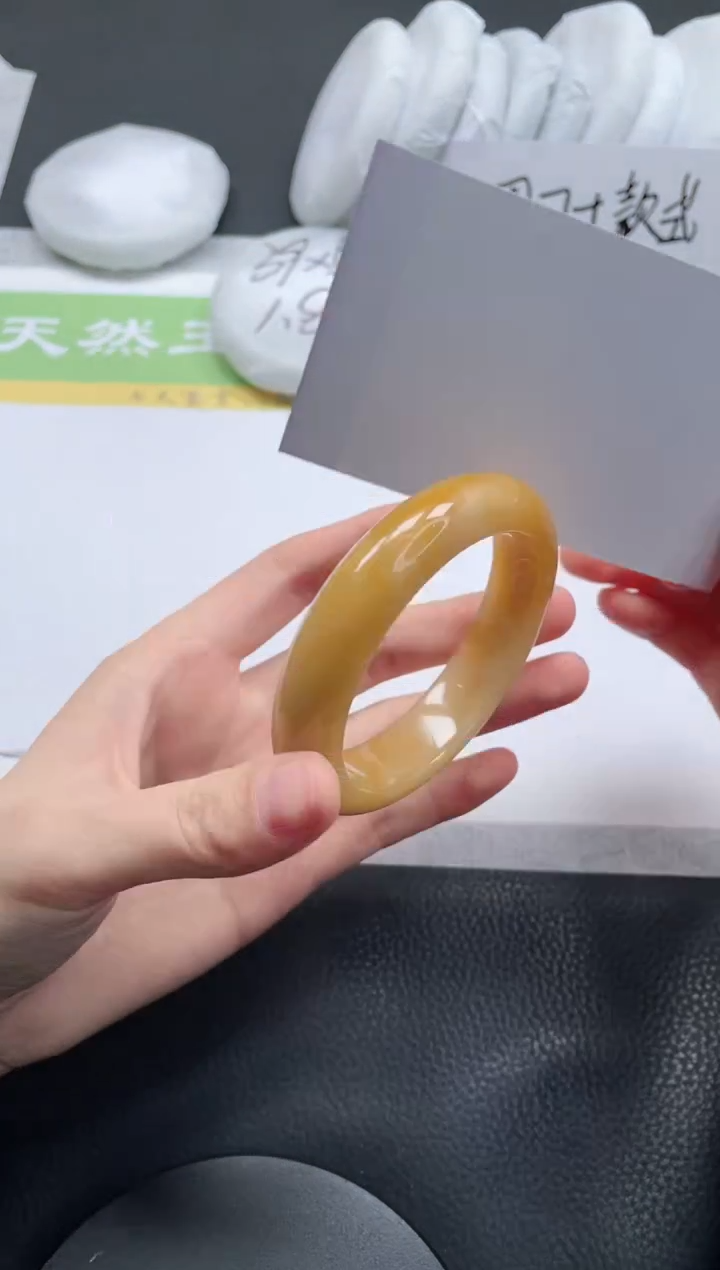 【闪购商品】石英质玉手镯未镶嵌A263-55