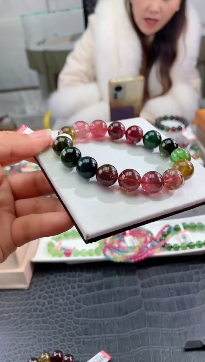 【闪购商品】碧玺手串未镶嵌多样性发一条