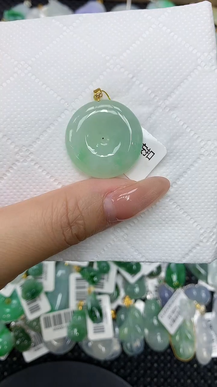 颈饰18K金镶嵌翡翠 11111111111111111