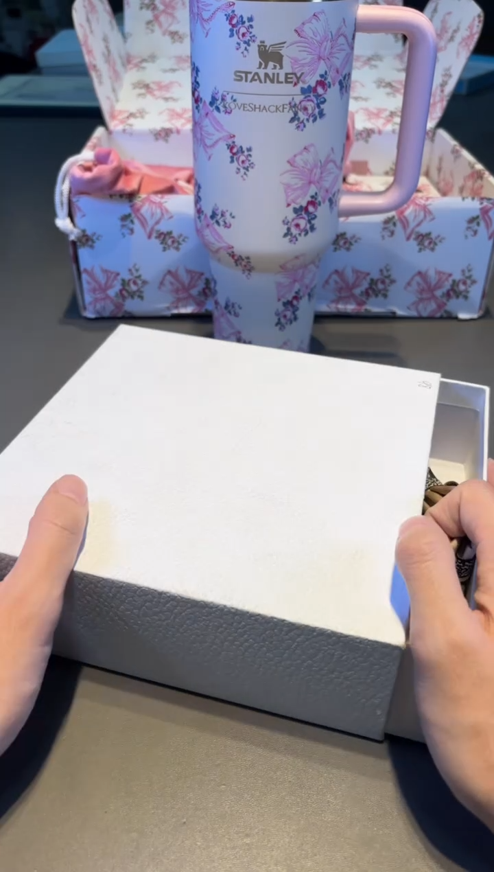 d 小新全球仓小新全球仓小新全球仓