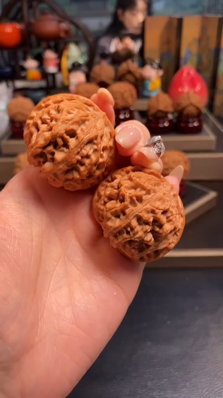 【闪购商品】文玩核桃把件H730苹果园42