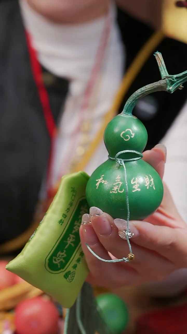 244漆艺工艺小葫芦19.9