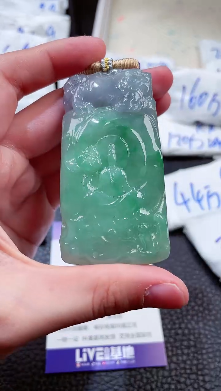 【闪购商品】翡翠未镶嵌颈饰00004443观音