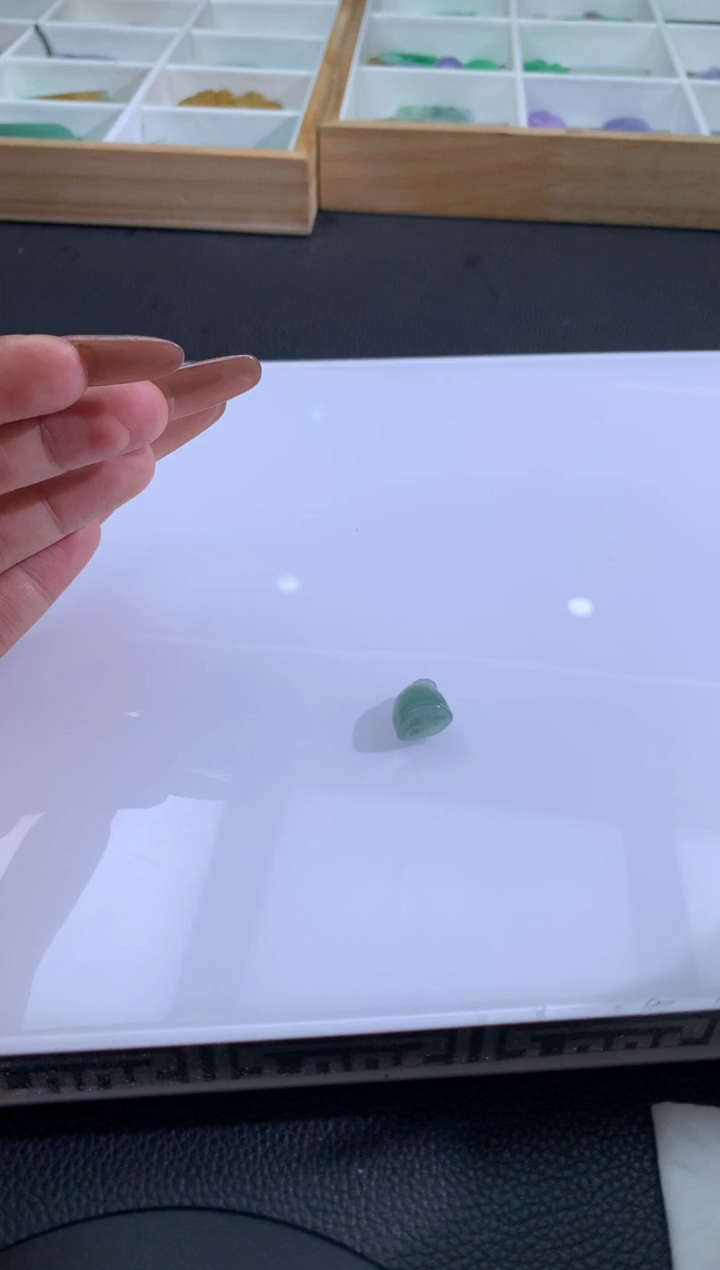 【闪购商品】定制翡翠未镶嵌翡翠