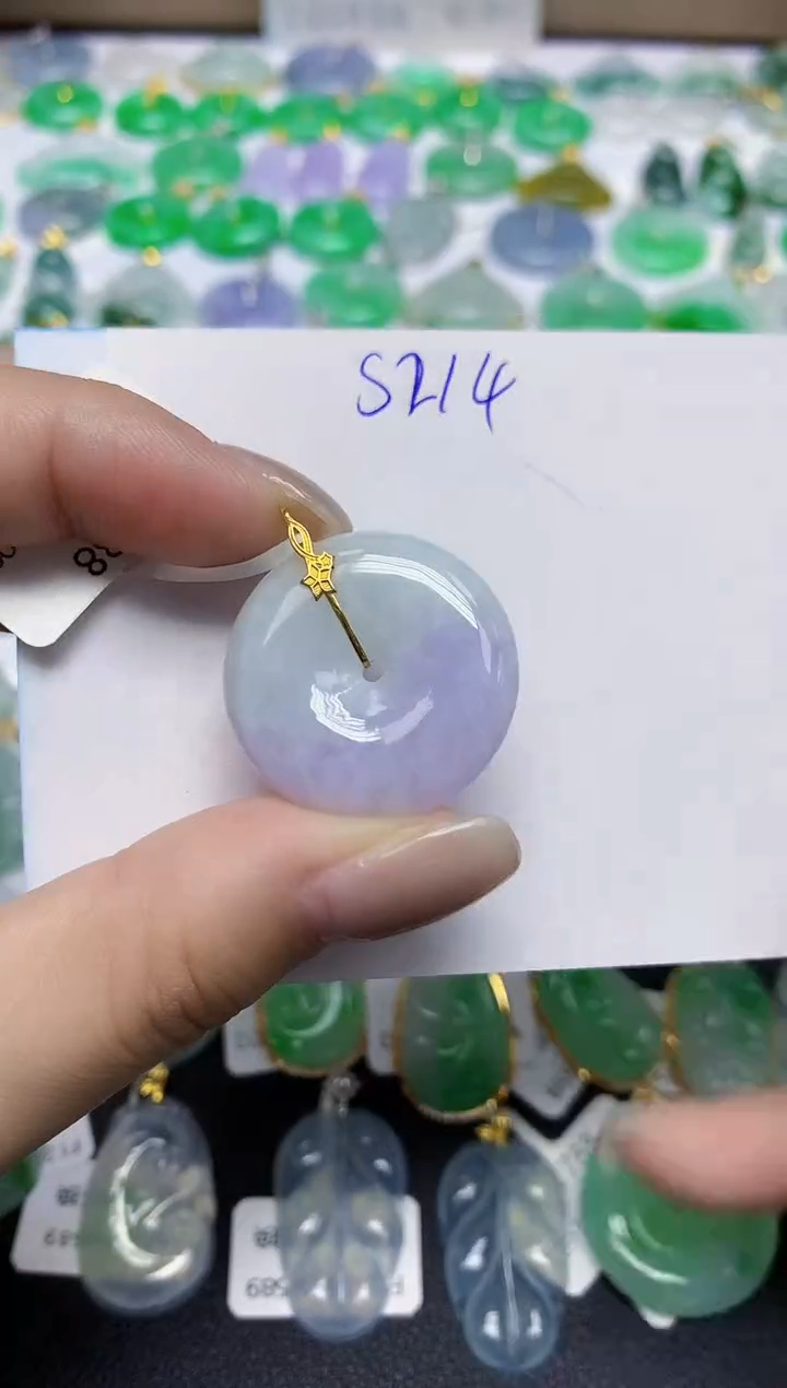 颈饰18K金镶嵌翡翠天然缅甸翡翠A货翡翠百元以上9元证书费自理