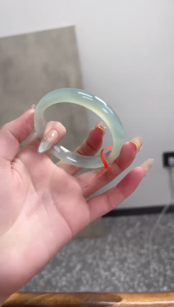 【闪购商品】玛瑙/玉髓手镯未镶嵌57圈 需要包容