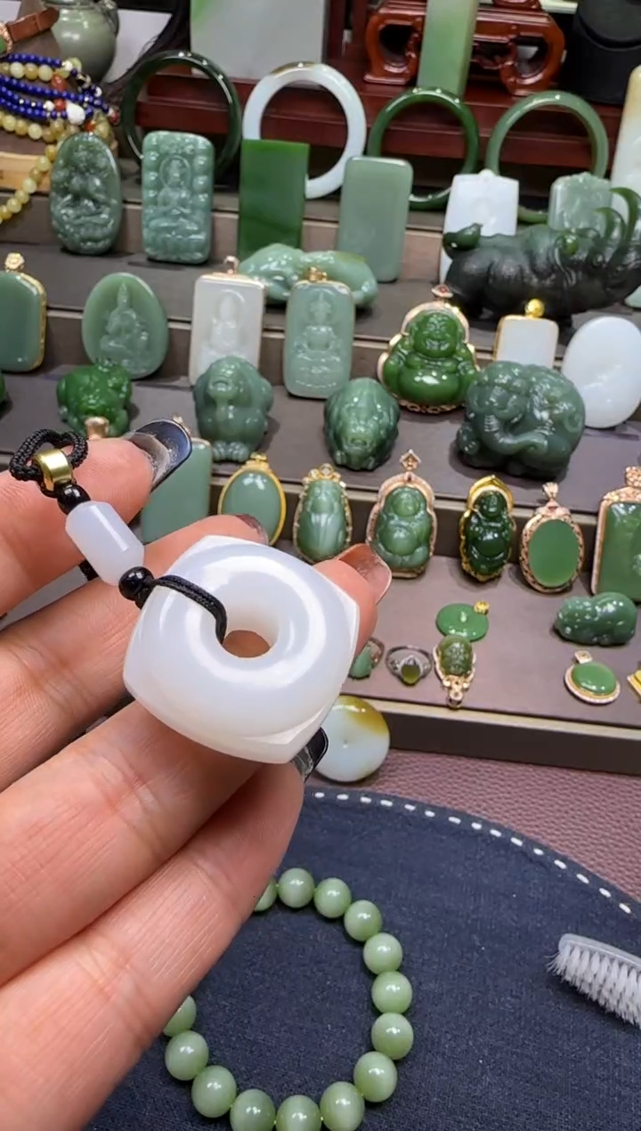 【闪购商品】和田玉【宏钰珠宝0121】50未镶嵌·