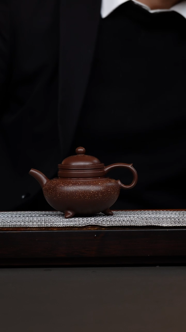 茶壶紫砂何*下紫泥铺砂古卣傲雪