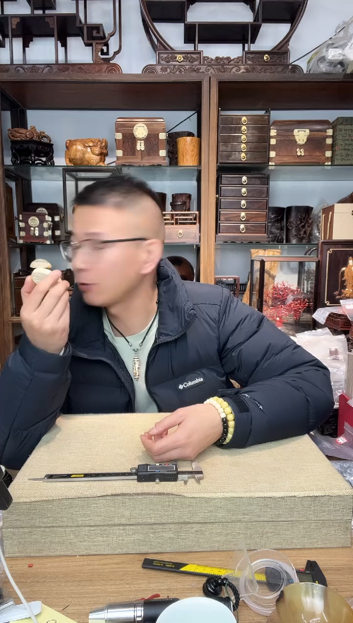 乌木类书架850猛犸高品雕刻饕鬄牌子