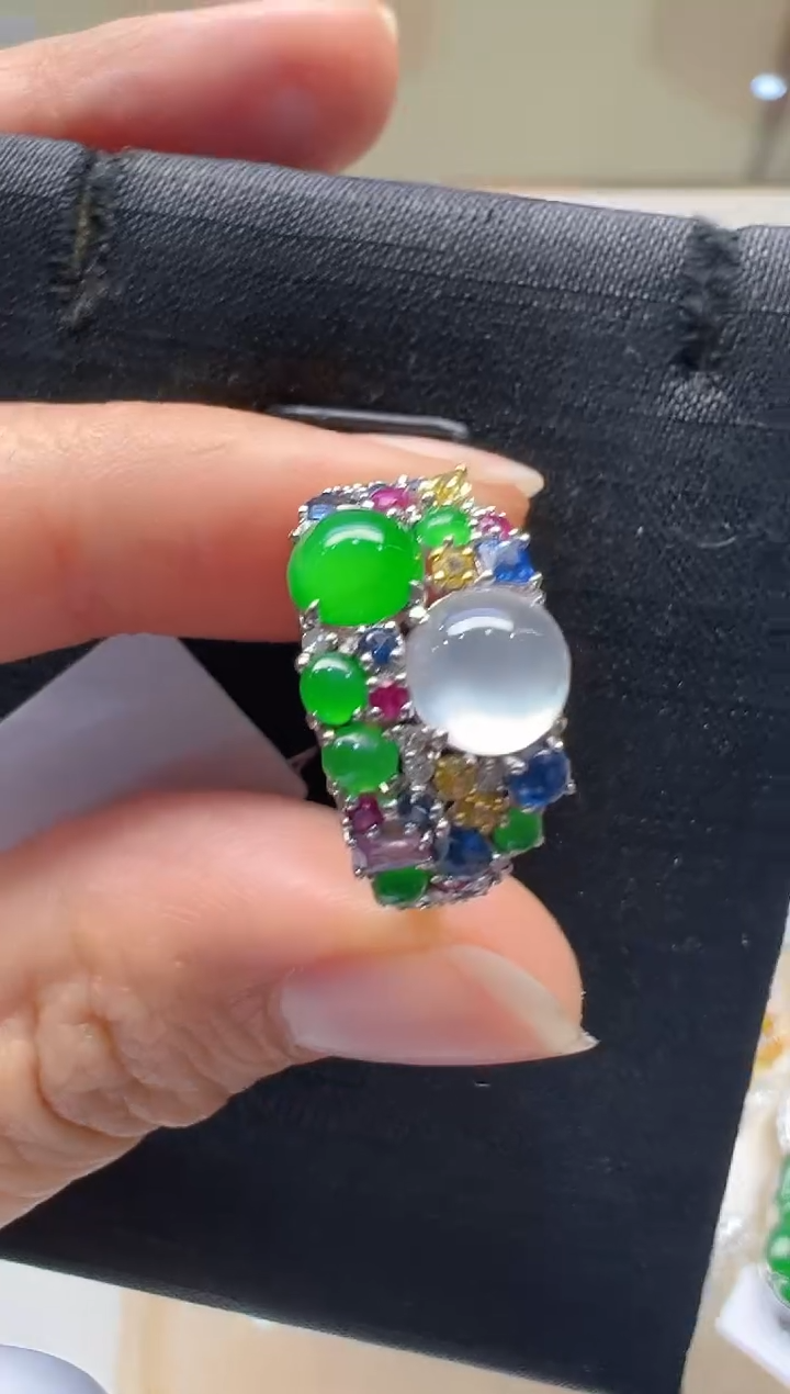 【闪购商品】翡翠戒指18K金镶嵌多样性团购发一件