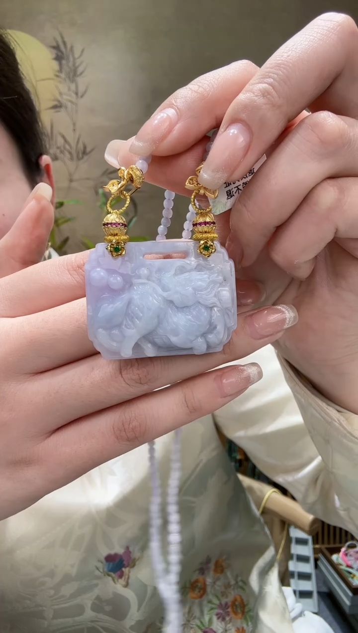 【闪购商品】翡翠颈饰未镶嵌吊坠