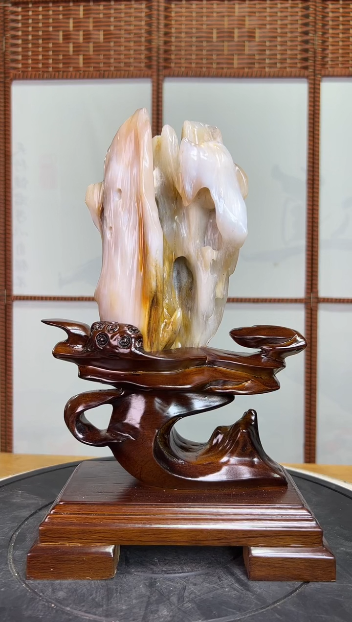 未镶嵌珠宝奇石硅化玉1