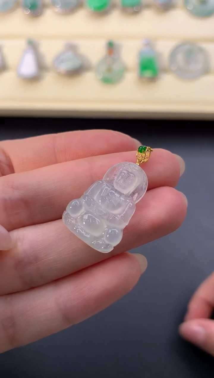 【闪购商品】翡翠颈饰18K金镶嵌D856