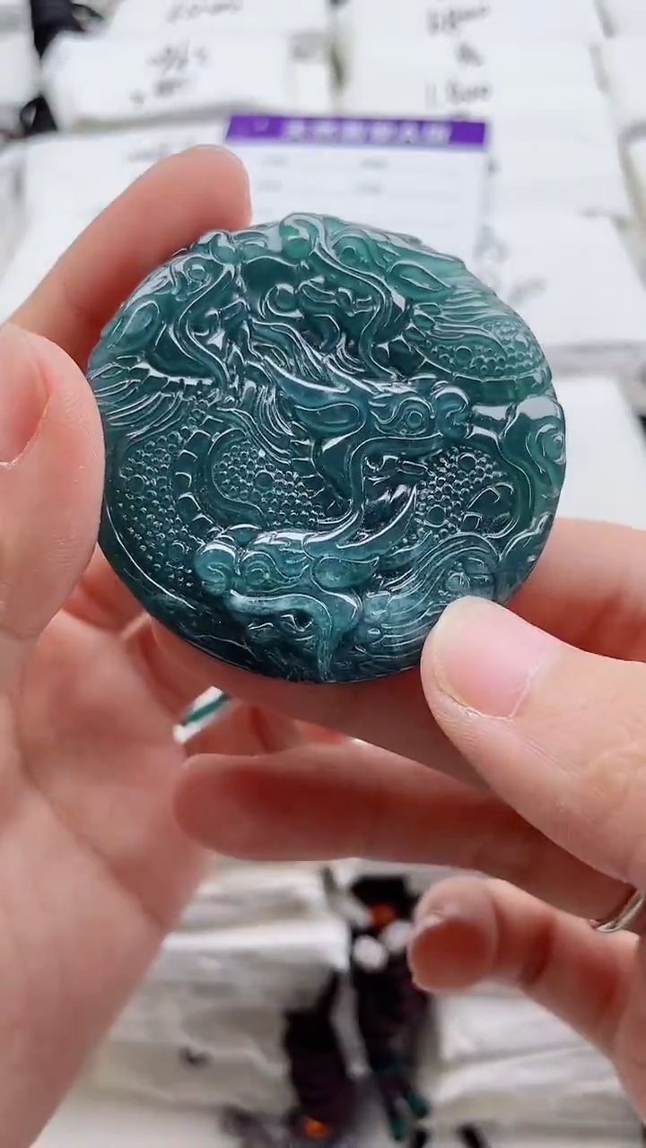 颈饰未镶嵌翡翠8