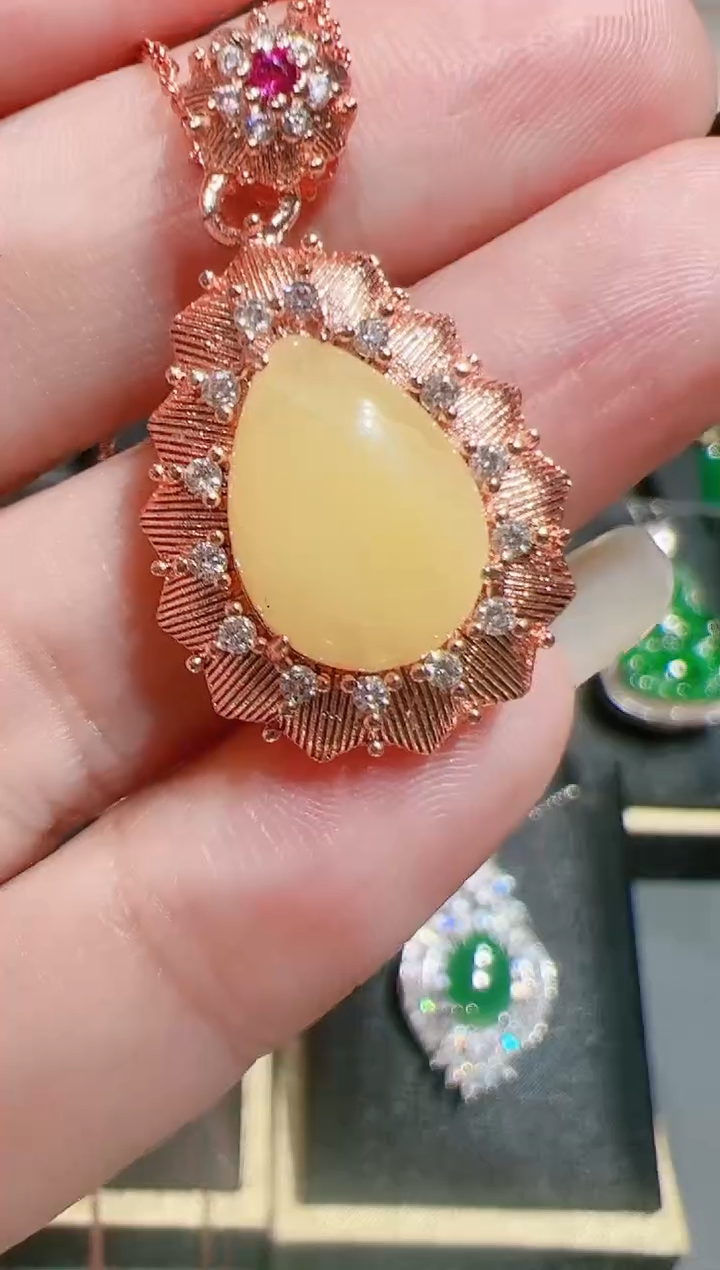 【闪购商品】蜜蜡颈饰合金202521830