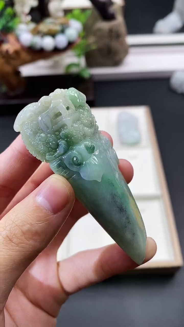 颈饰未镶嵌翡翠天然缅甸A货翡翠